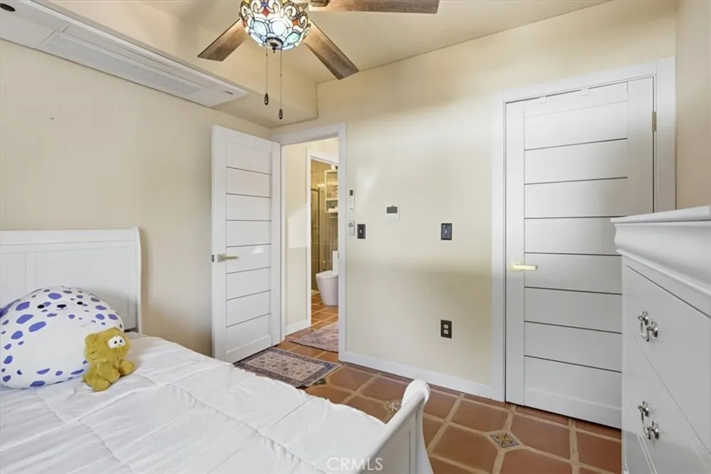 512 S Maple Santa Ana, CA 92701