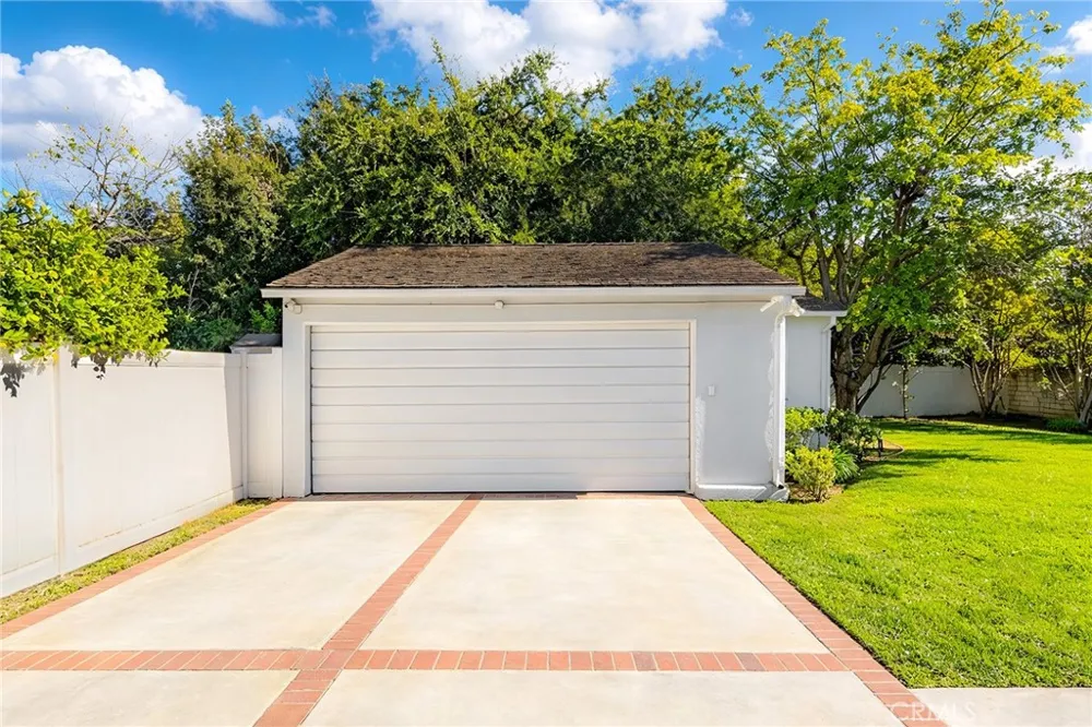 2380 Sherwood Road San Marino, CA 91108