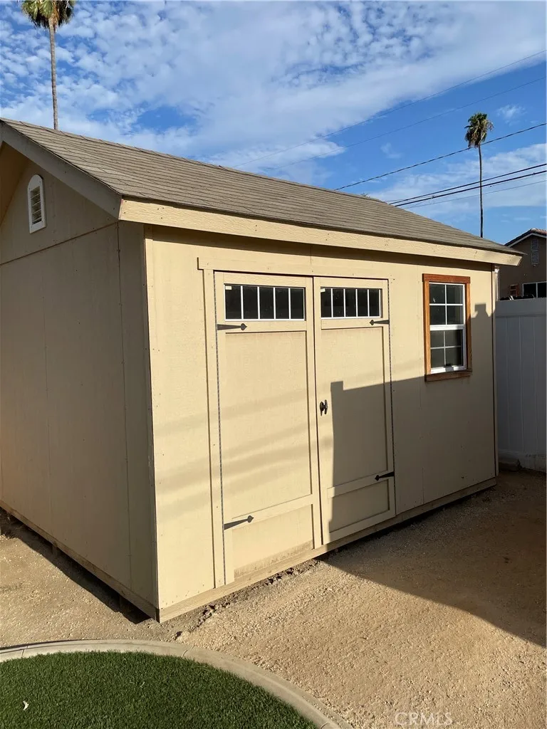 2032 Blenheim Riverside, CA 92507