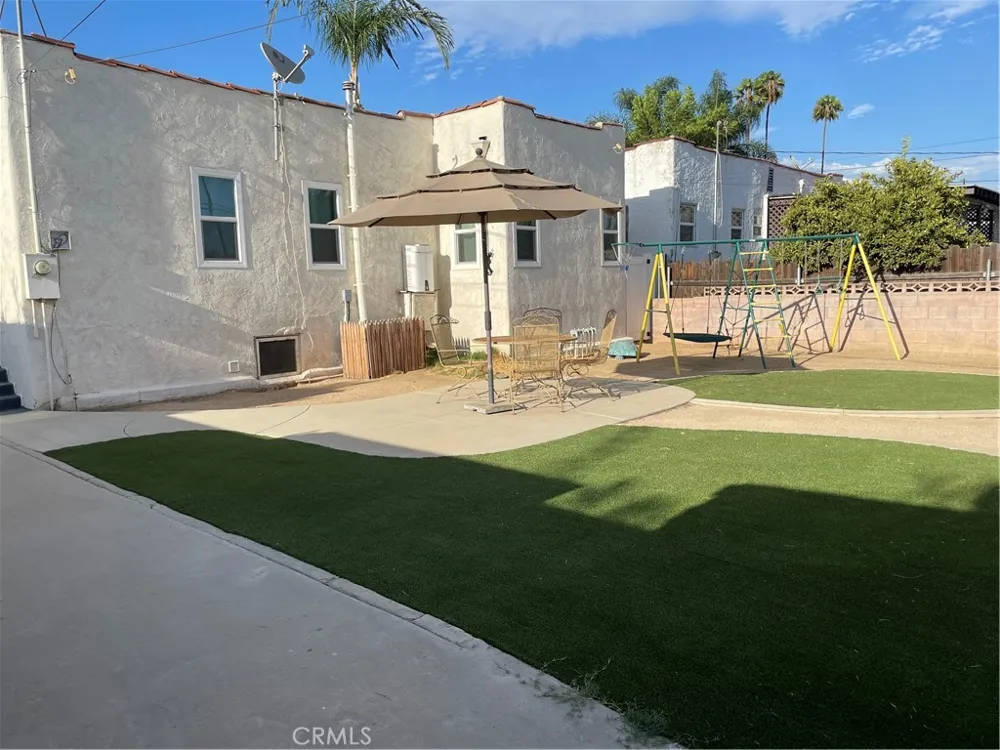 2032 Blenheim Riverside, CA 92507