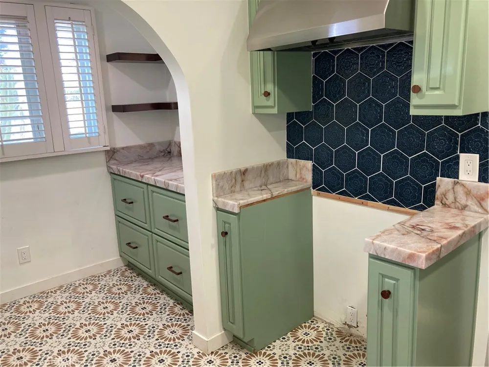 2032 Blenheim Riverside, CA 92507