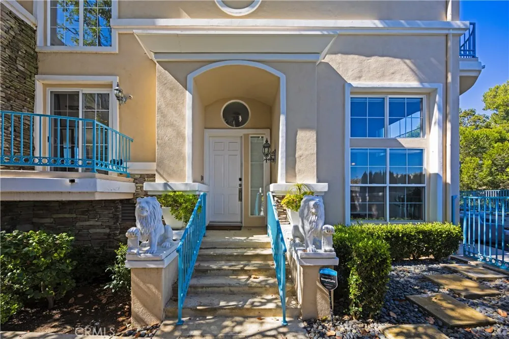 4 Chandon Newport Coast, CA 92657