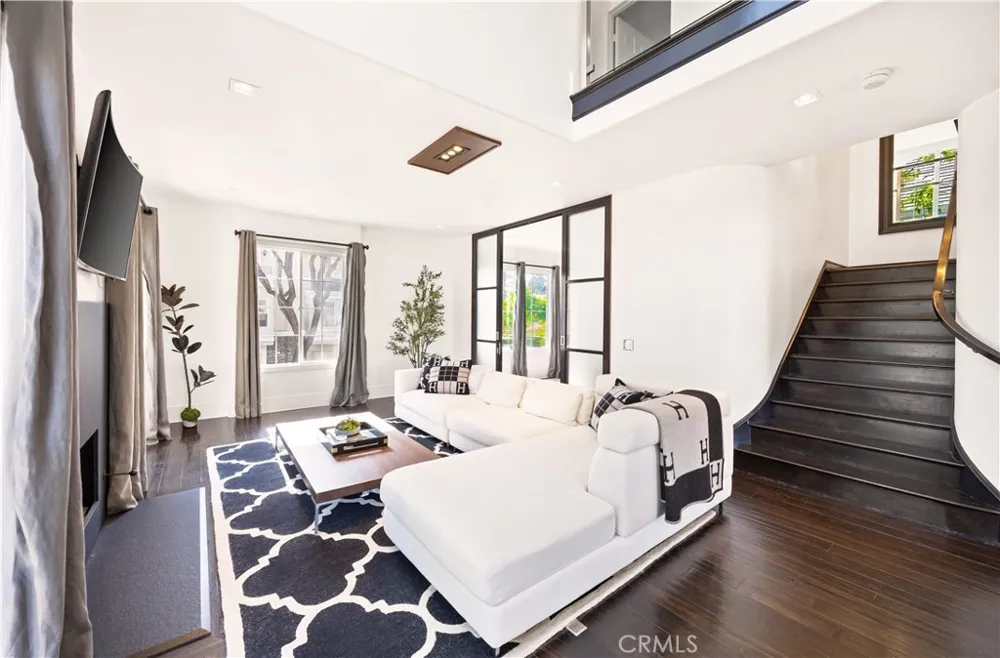 4 Chandon Newport Coast, CA 92657
