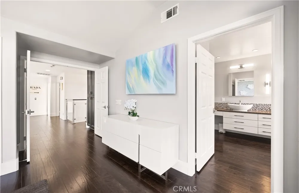 4 Chandon Newport Coast, CA 92657