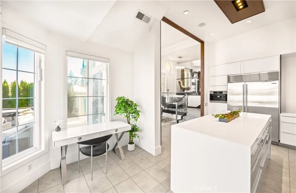 4 Chandon Newport Coast, CA 92657
