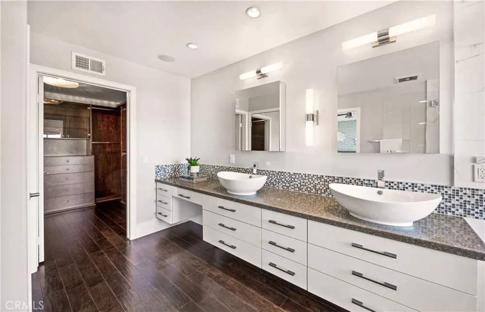 4 Chandon Newport Coast, CA 92657