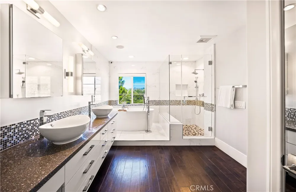 4 Chandon Newport Coast, CA 92657