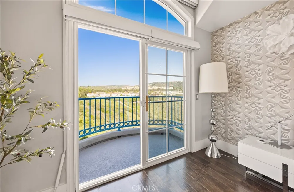 4 Chandon Newport Coast, CA 92657