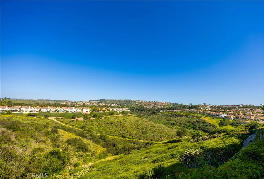 4 Chandon Newport Coast, CA 92657