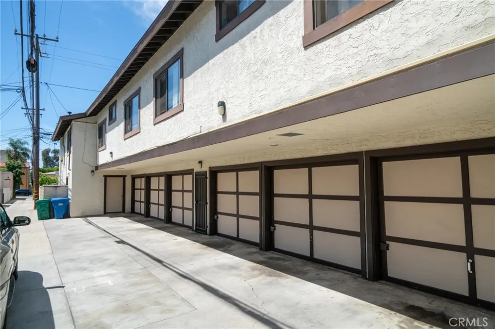 729 Freeman Avenue Long Beach, CA 90804