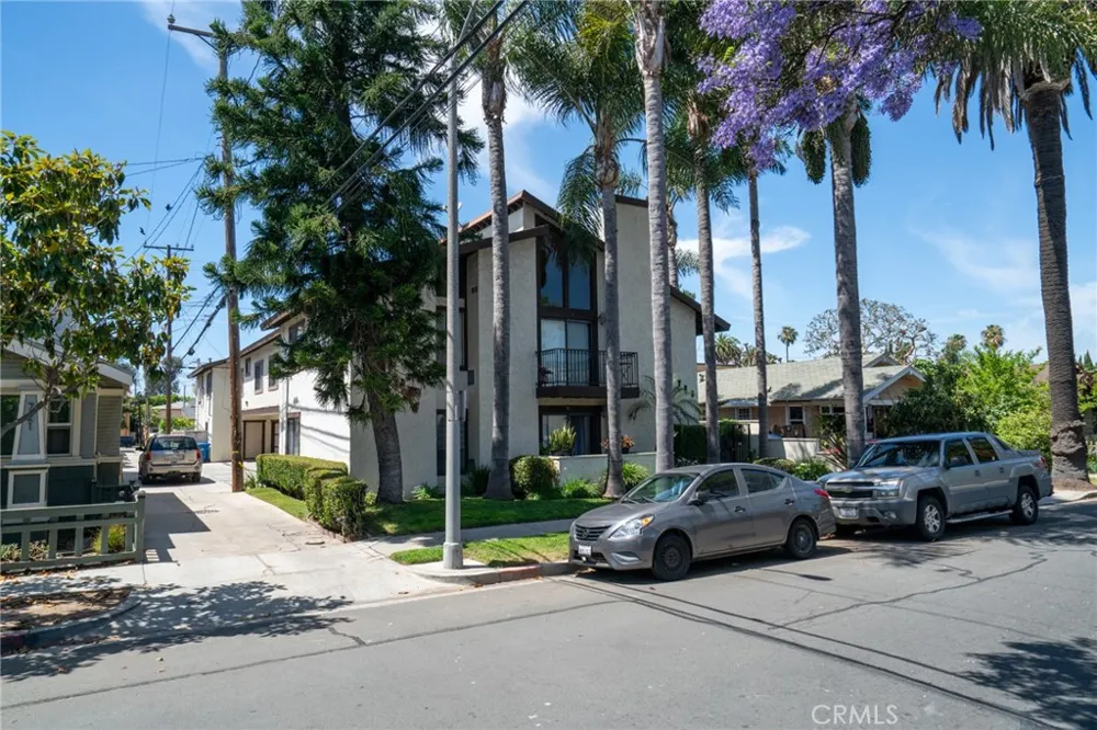 729 Freeman Avenue Long Beach, CA 90804