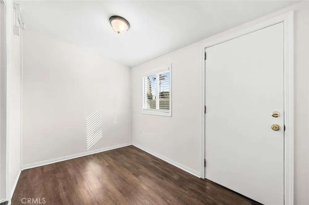 14046 Oval Whittier, CA 90605