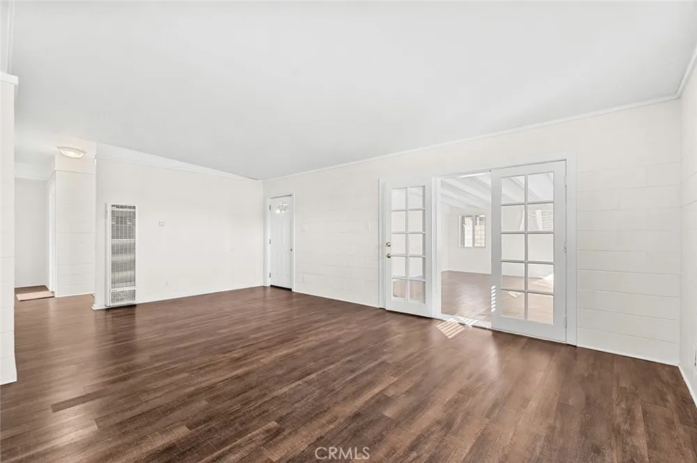 14046 Oval Whittier, CA 90605
