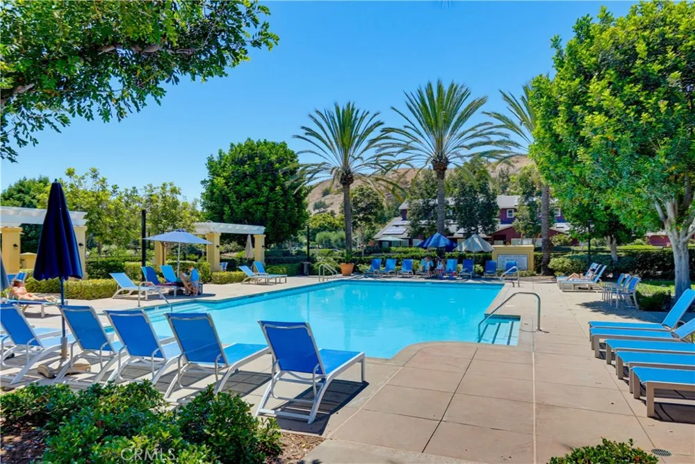 17 Quartz Lane Ladera Ranch, CA 92694