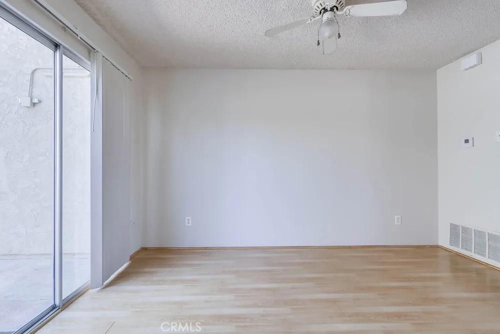 9502 Pettswood Dr #7 Huntington Beach, CA 92646