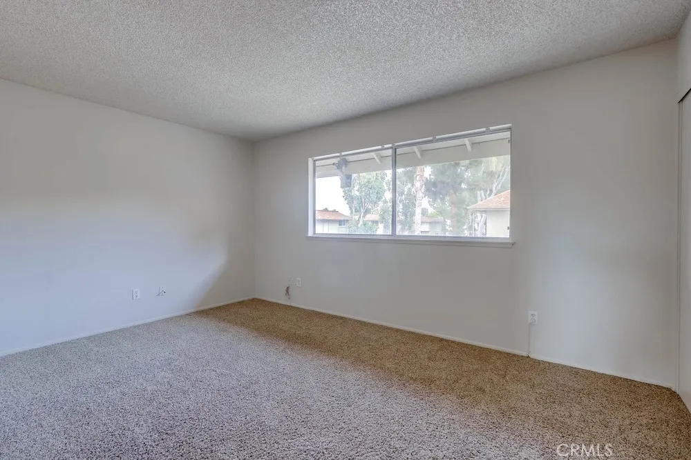 9502 Pettswood Dr #7 Huntington Beach, CA 92646