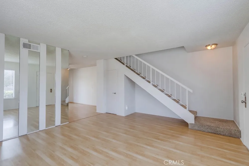 9502 Pettswood Dr #7 Huntington Beach, CA 92646