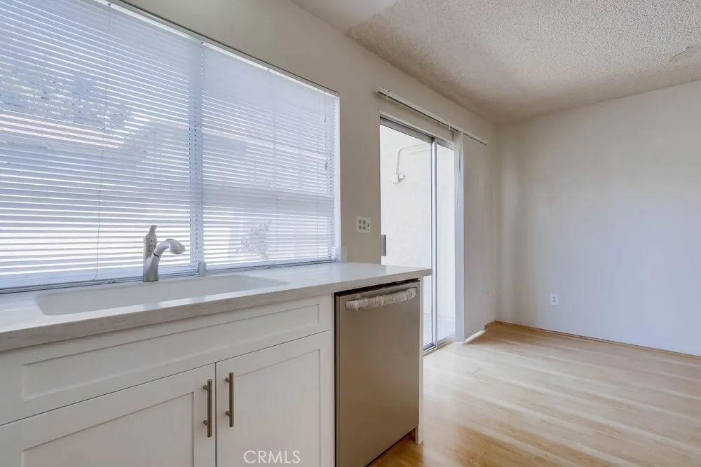 9502 Pettswood Dr #7 Huntington Beach, CA 92646