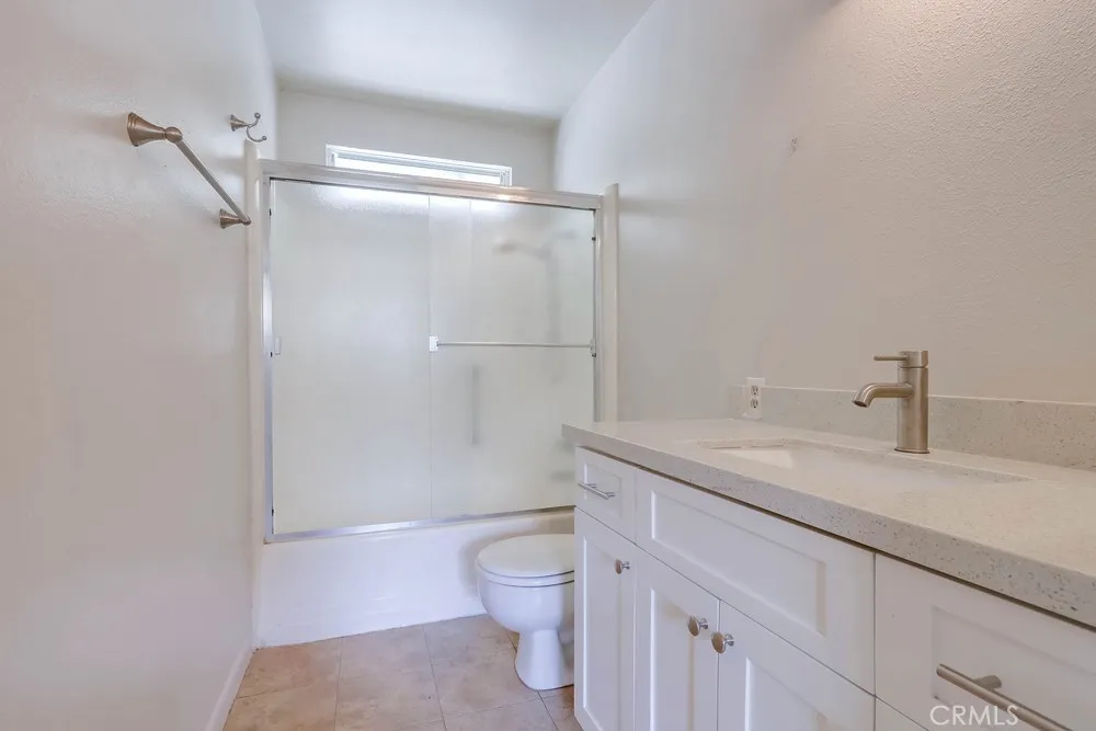9502 Pettswood Dr #7 Huntington Beach, CA 92646