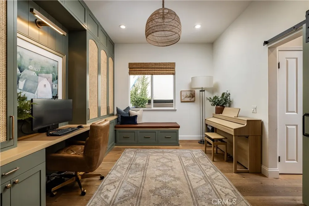 2001 Haven Newport Beach, CA 92663