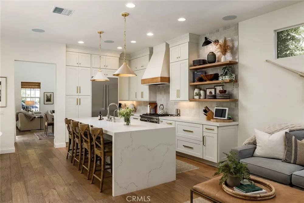 2001 Haven Newport Beach, CA 92663