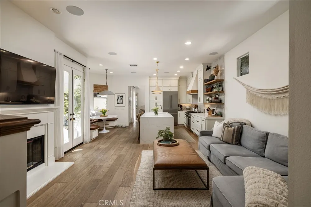 2001 Haven Newport Beach, CA 92663