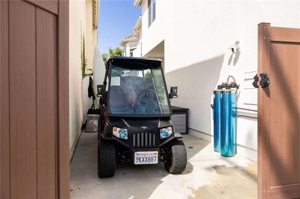 2001 Haven Newport Beach, CA 92663