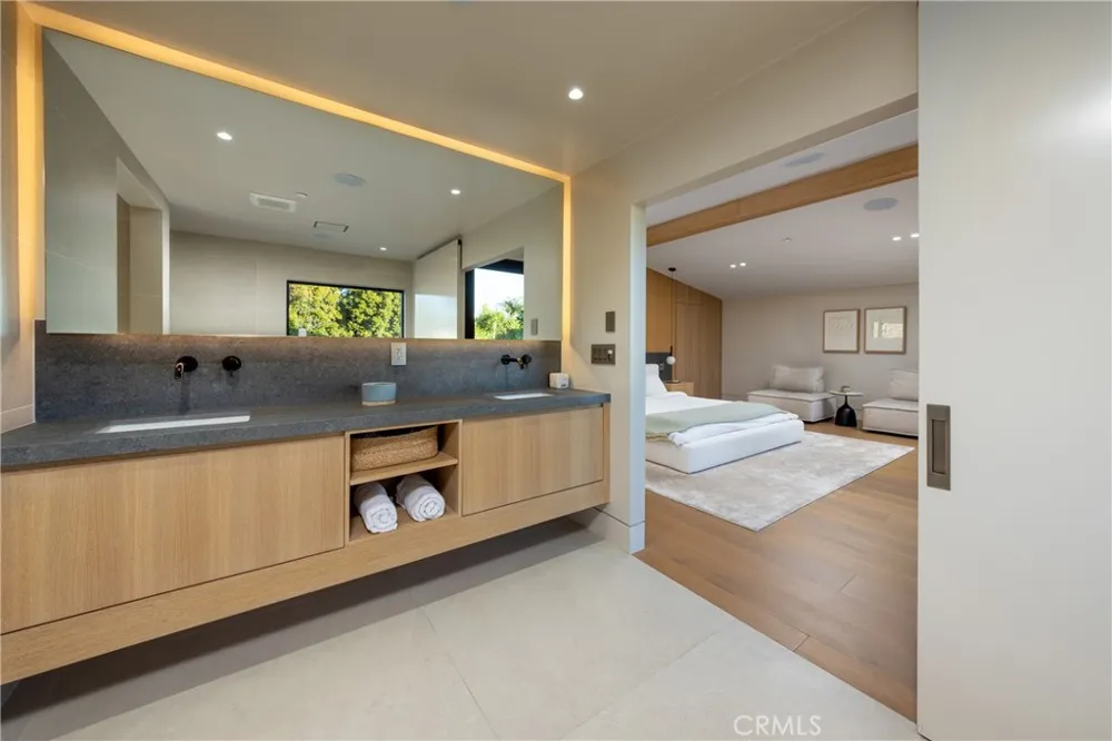 16732 Edgewater Huntington Beach, CA 92649