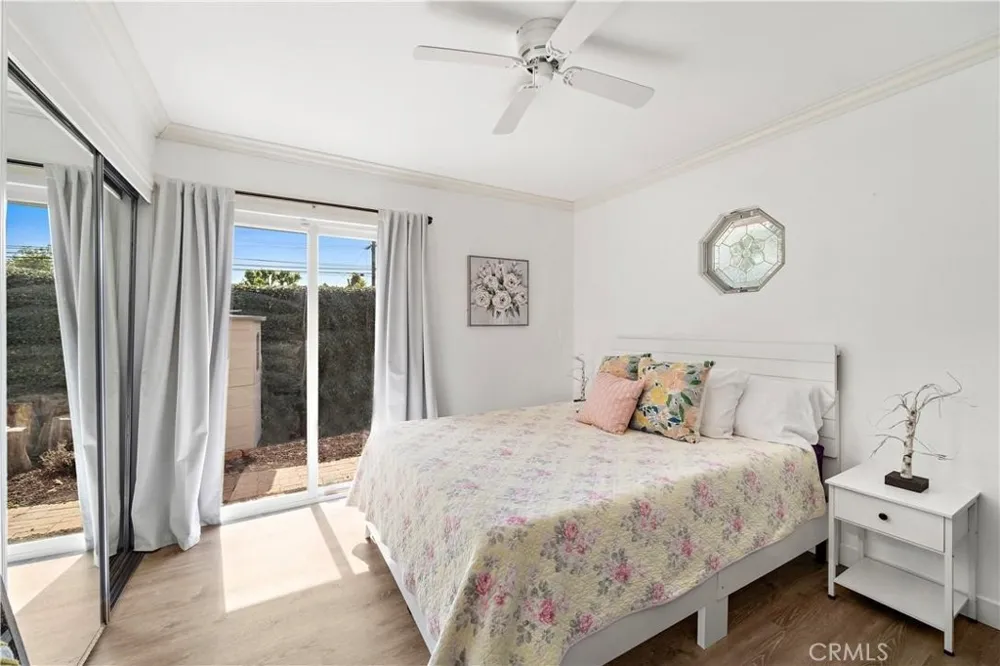 1481 Lance Tustin, CA 92780