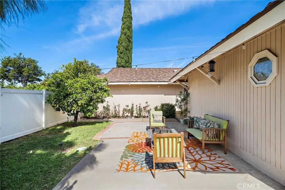 1481 Lance Tustin, CA 92780