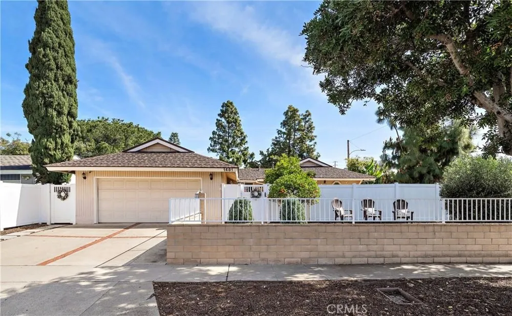 1481 Lance Tustin, CA 92780