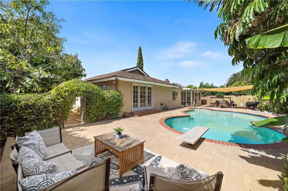 1481 Lance Tustin, CA 92780