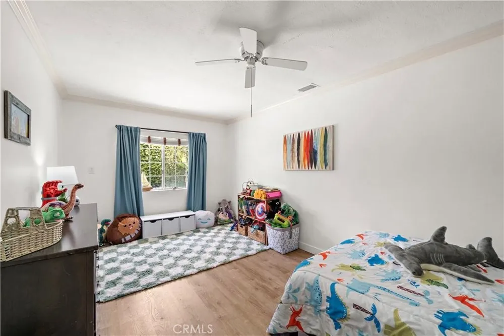 1481 Lance Tustin, CA 92780