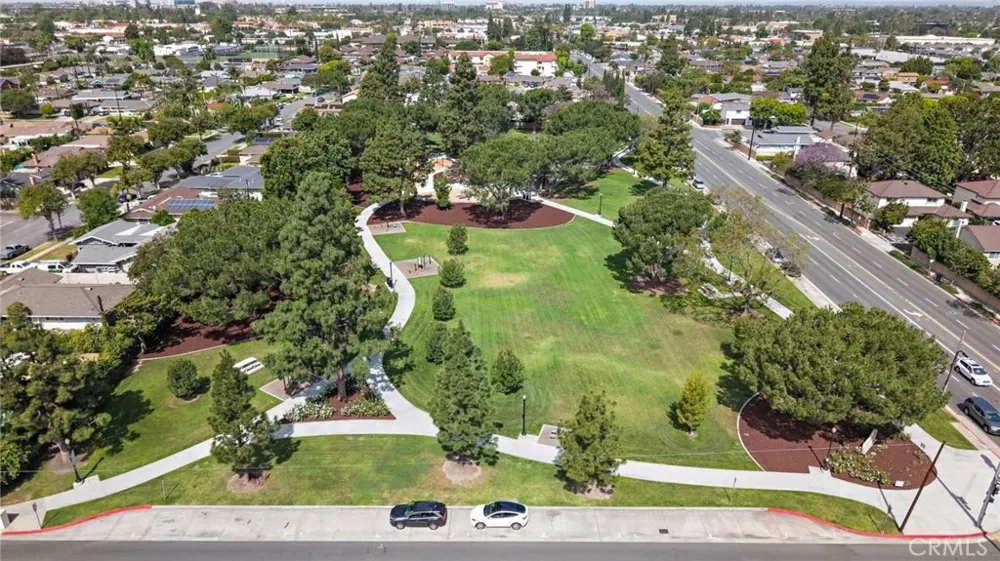 1481 Lance Tustin, CA 92780