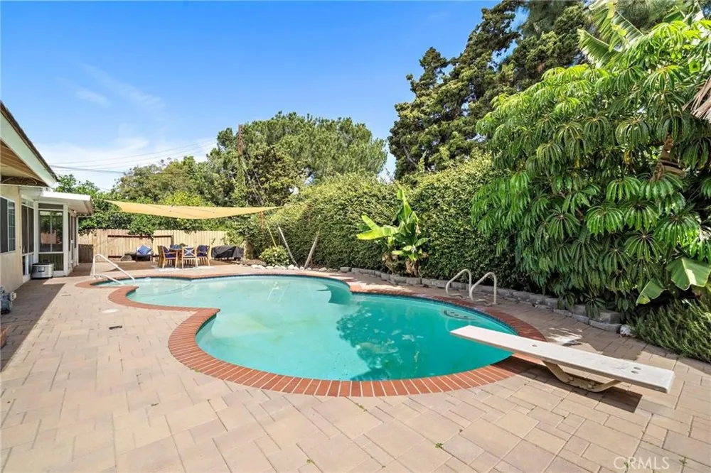1481 Lance Tustin, CA 92780