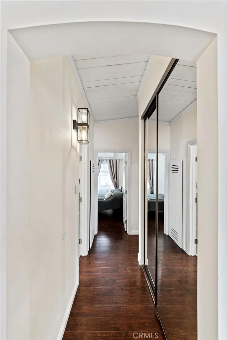 5721 N Rockvale Ave Azusa, CA 91702