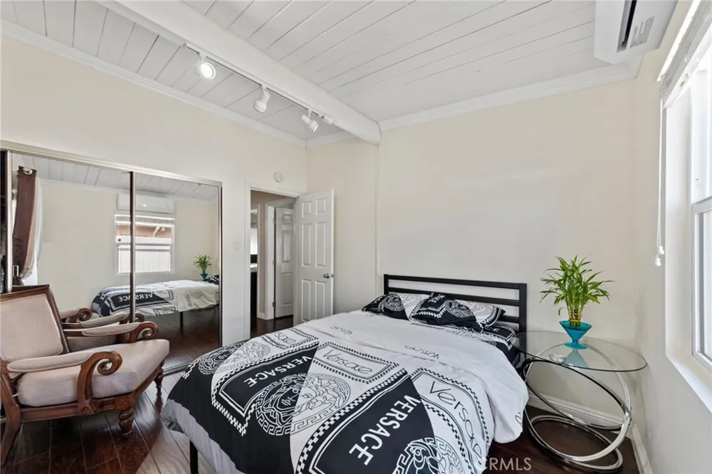 5721 N Rockvale Ave Azusa, CA 91702