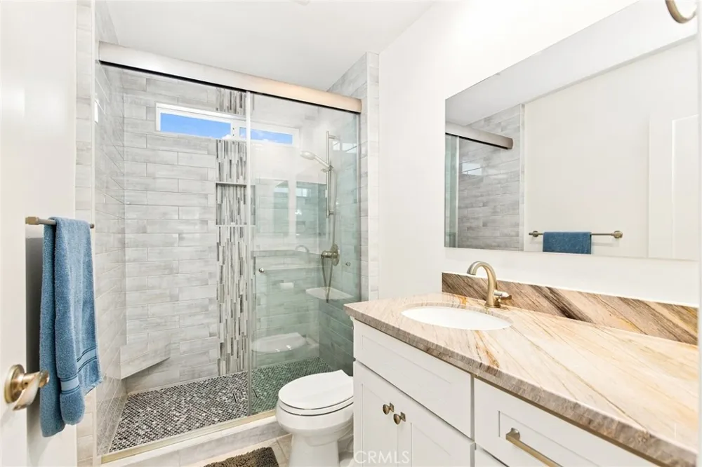 1508 Lakeside Huntington Beach, CA 92648