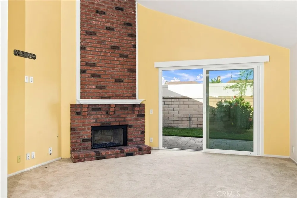 1508 Lakeside Huntington Beach, CA 92648