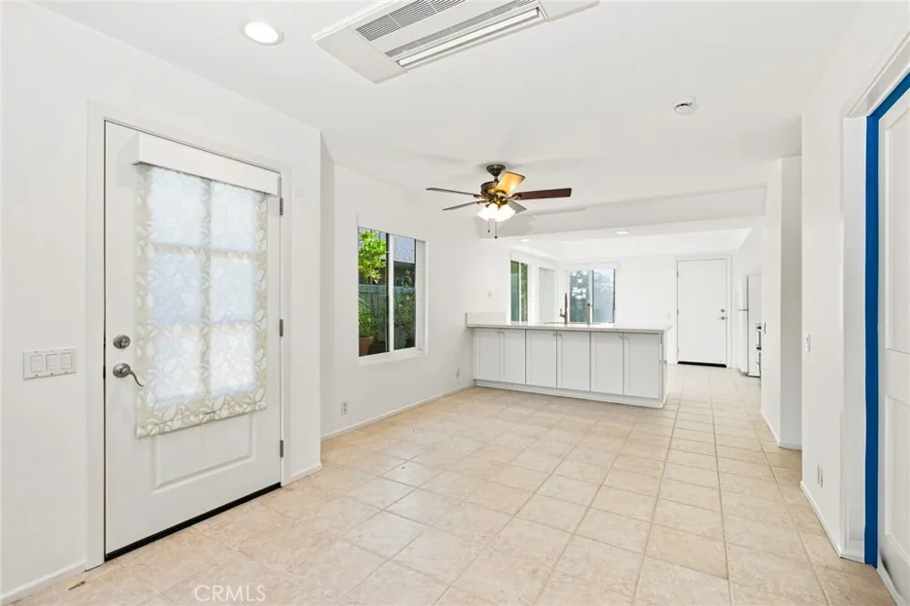 1508 Lakeside Huntington Beach, CA 92648