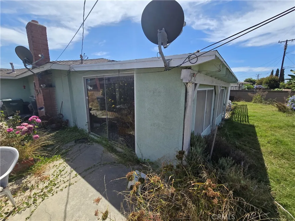 17391 Elm Street Fountain Valley, CA 92708