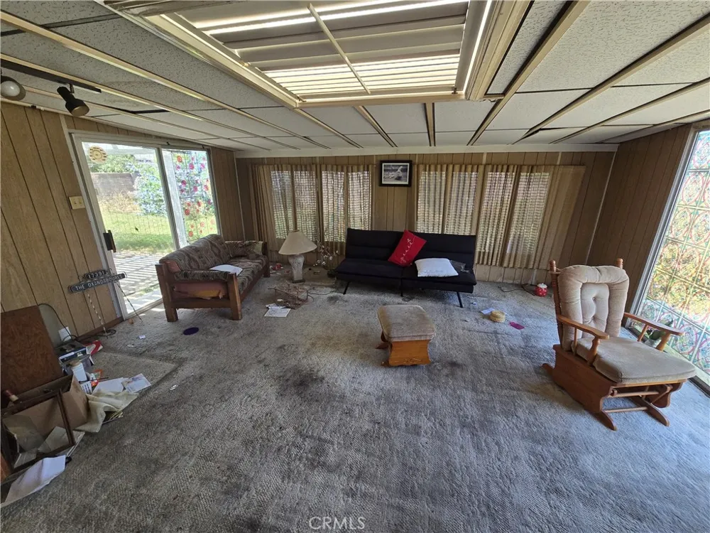 17391 Elm Street Fountain Valley, CA 92708