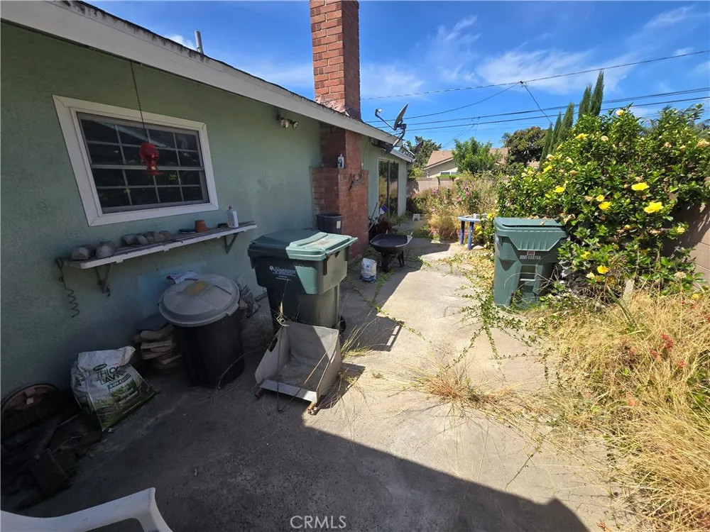 17391 Elm Street Fountain Valley, CA 92708