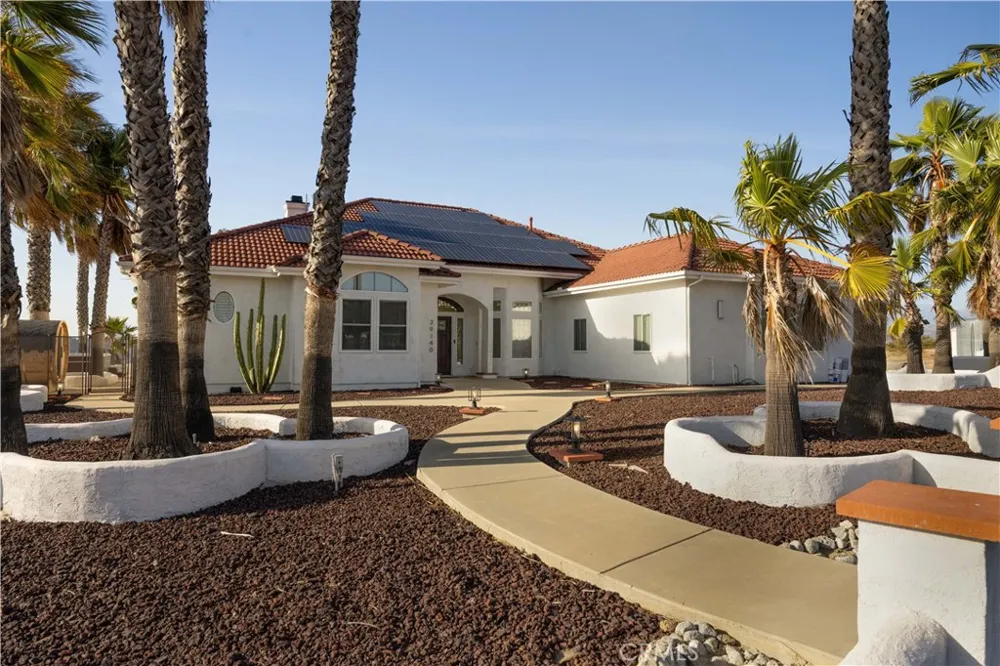 39140 Gray Squirrel Temecula, CA 92592