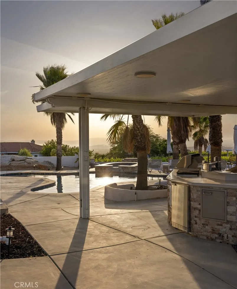 39140 Gray Squirrel Temecula, CA 92592