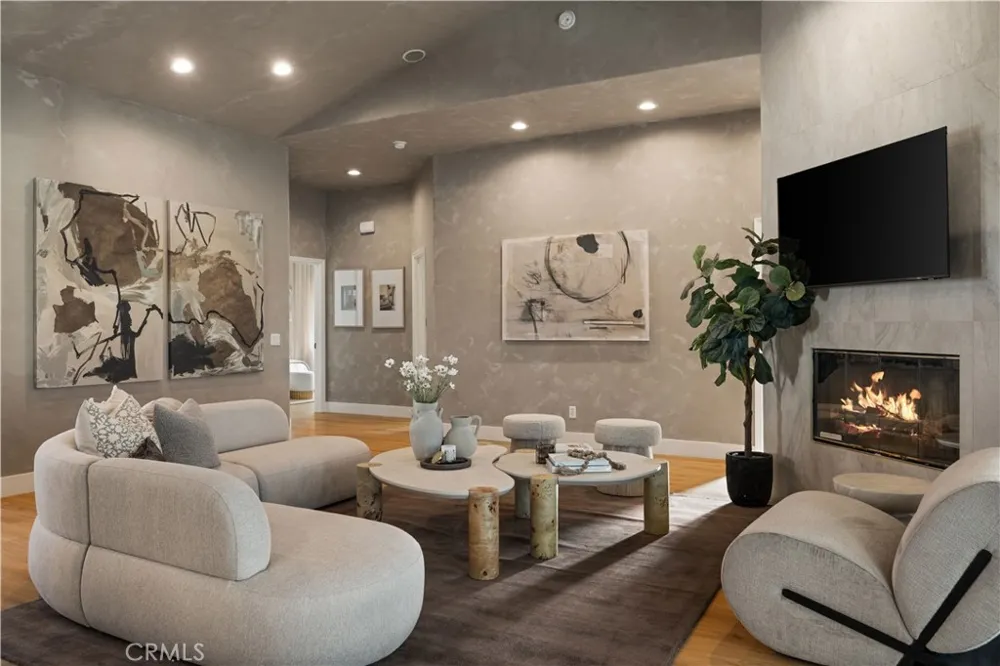 39140 Gray Squirrel Temecula, CA 92592