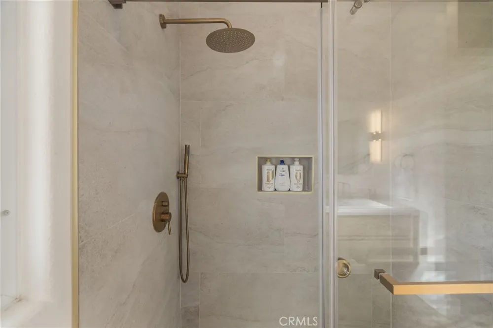 39140 Gray Squirrel Temecula, CA 92592