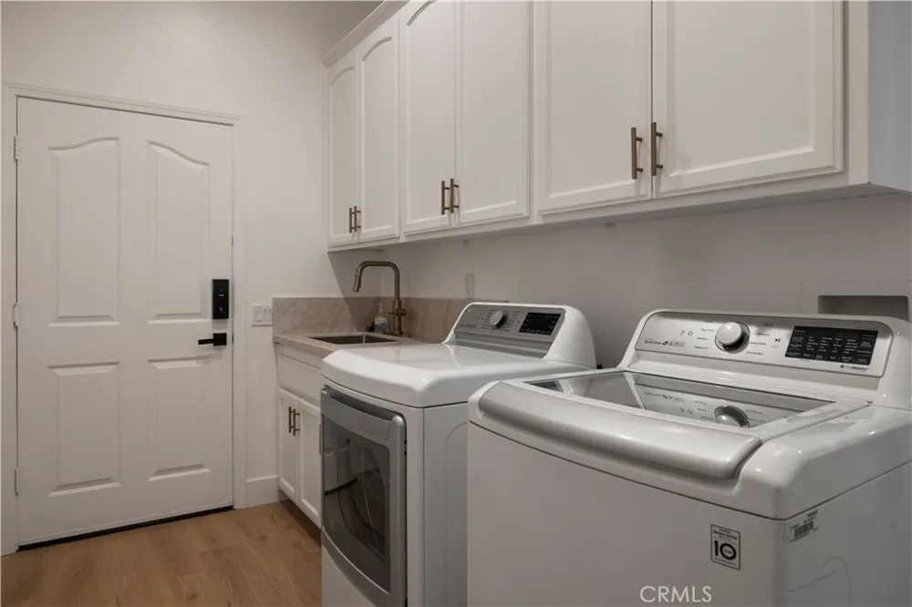 39140 Gray Squirrel Temecula, CA 92592