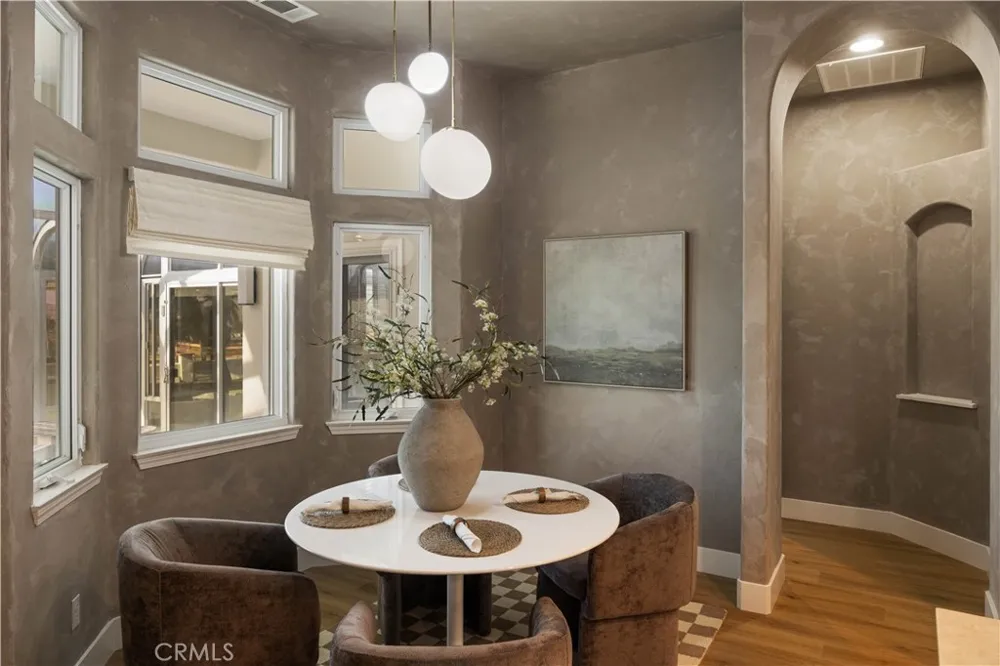 39140 Gray Squirrel Temecula, CA 92592