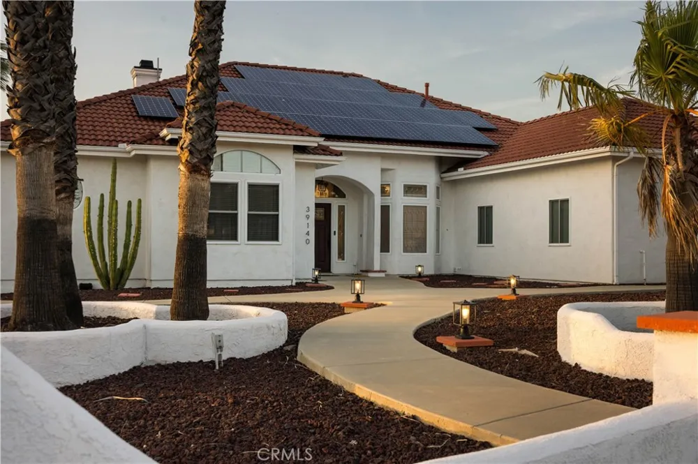 39140 Gray Squirrel Temecula, CA 92592